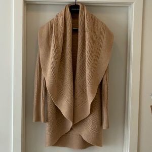 Cashmere cable knit circle sweater  size L